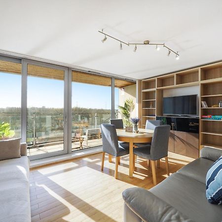 City Riverside - 2 Bedroom & Free Parking Баркинг Экстерьер фото