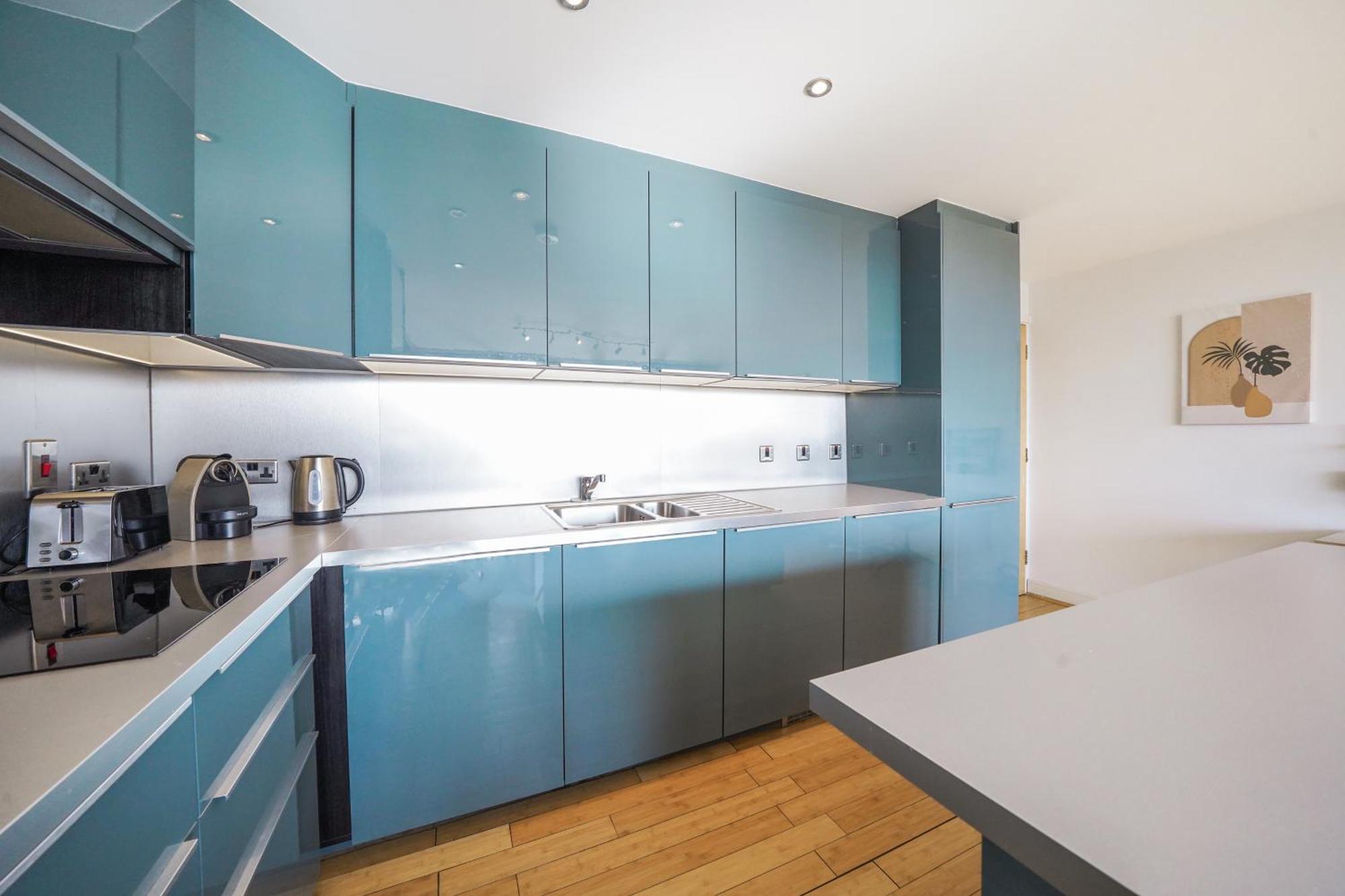 City Riverside - 2 Bedroom & Free Parking Баркинг Экстерьер фото
