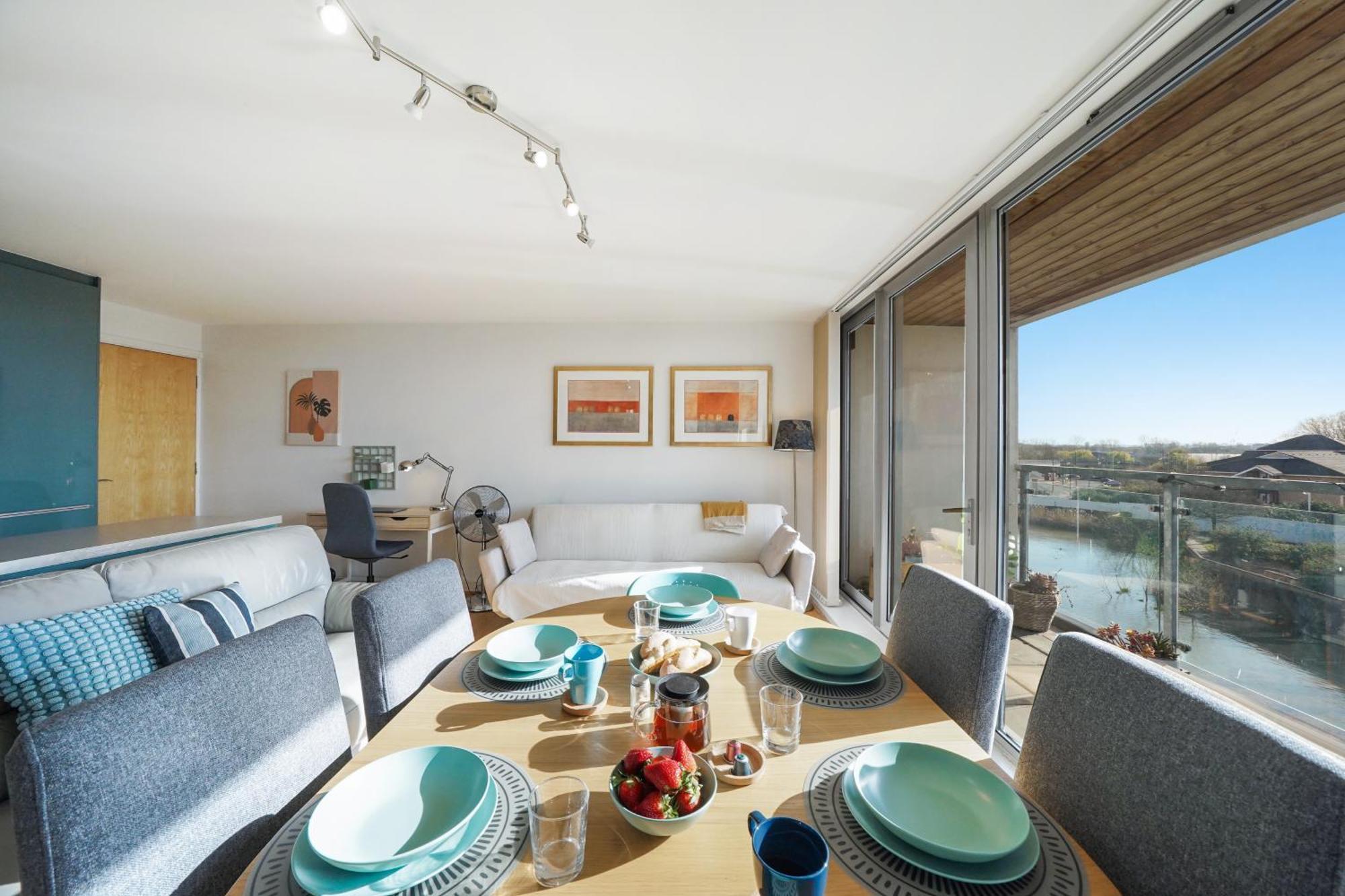City Riverside - 2 Bedroom & Free Parking Баркинг Экстерьер фото